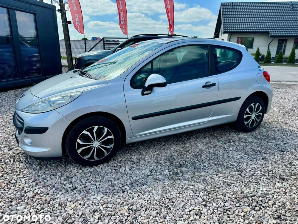 Peugeot 207 - 6