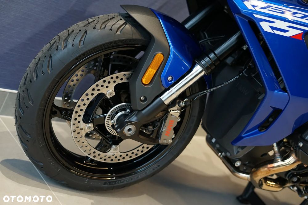 BMW R - 18