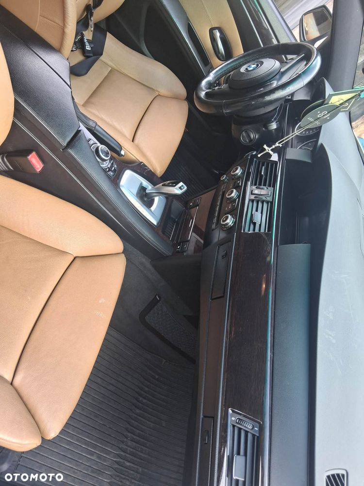 BMW Seria 5 535i xDrive - 5