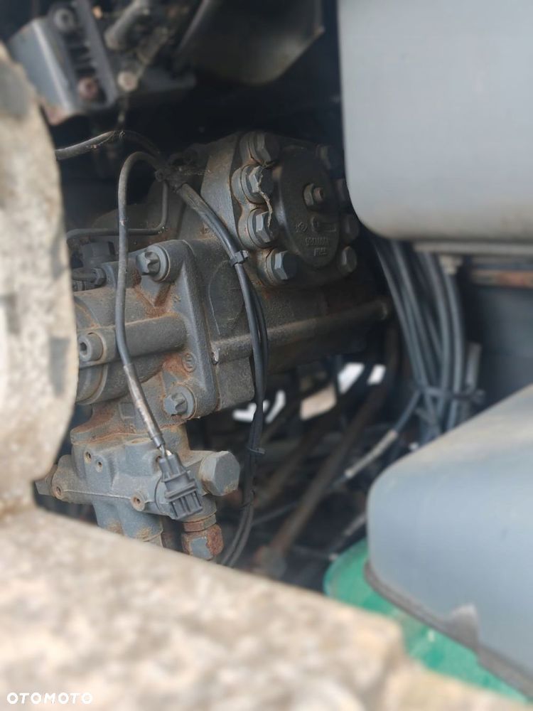 KOLUMNA KIEROWNICZA PRZEKŁADNIA DAF CF - 4