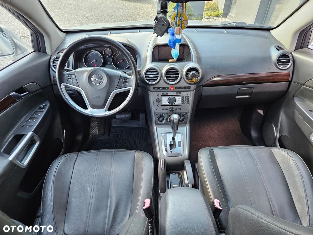 Opel Antara - 10