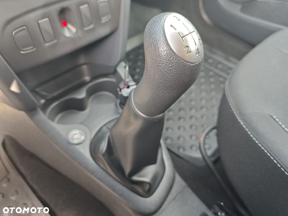 Dacia Sandero - 16