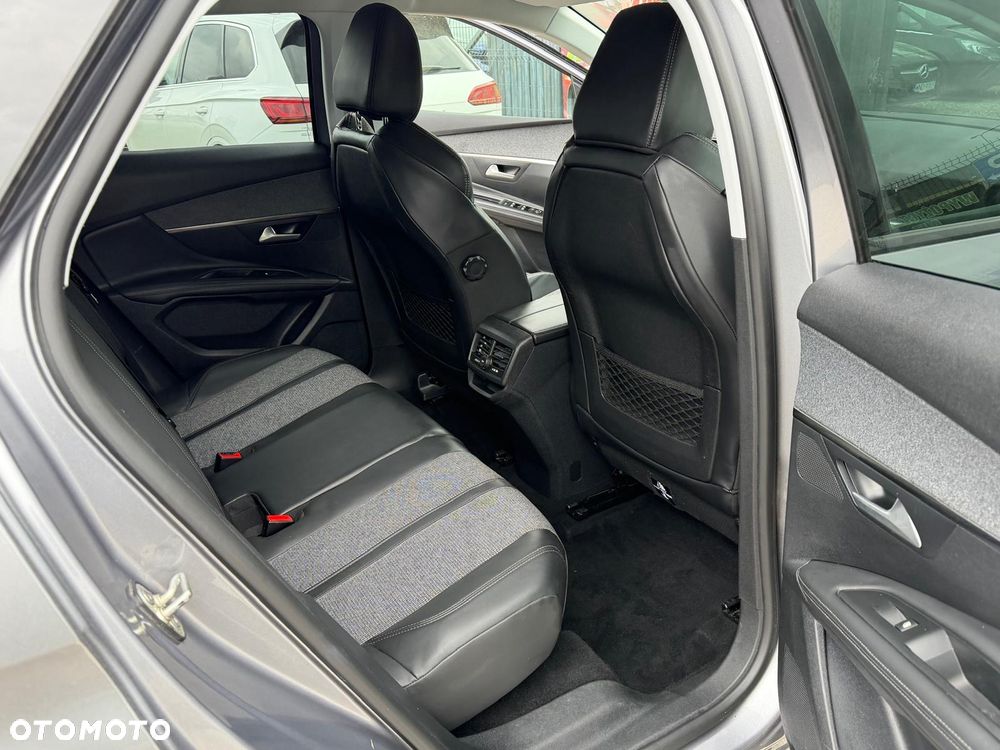 Peugeot 3008 THP 165 EAT6 Stop & Start Active - 17