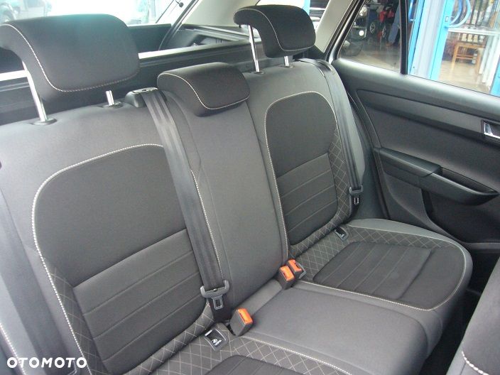 Skoda Fabia 1.0 TSI Ambition - 17