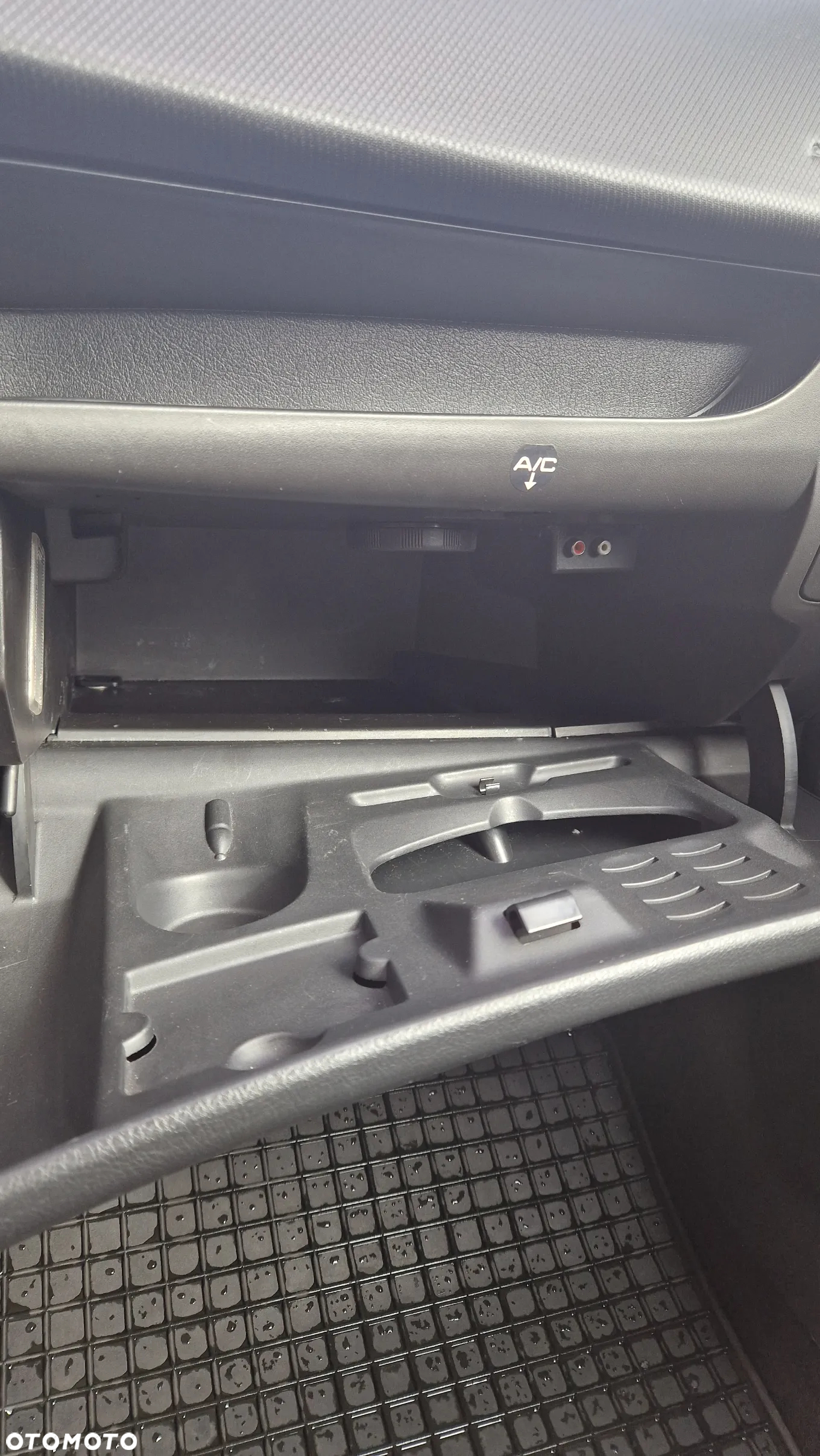 Peugeot 207 Outdoor 1.6 - 12
