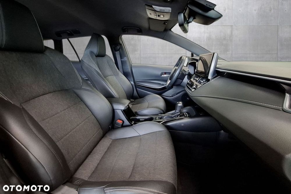 Toyota Corolla 1.8 Hybrid Active - 19