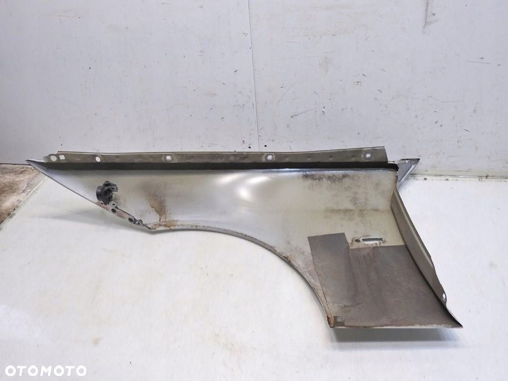 BŁOTNIK PRAWY PRZÓD 354/7 BMW 3 E91 - 9