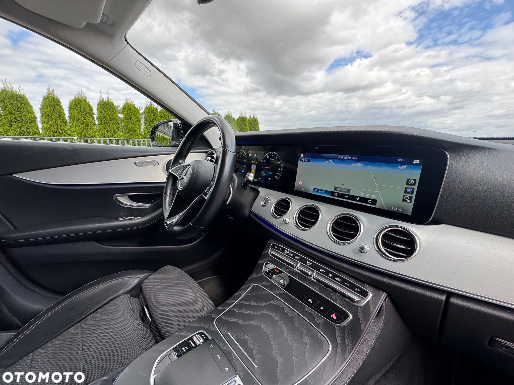 Mercedes-Benz Klasa E 300 de 9G-TRONIC AMG Line - 13