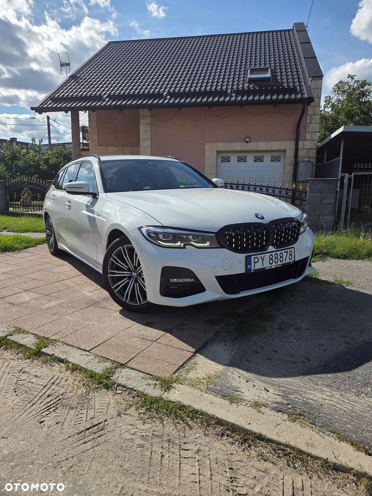 BMW Seria 3 318d M Sport Shadow - 1