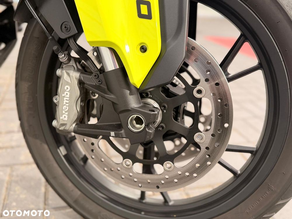 QJMOTOR SVT 650 - 16