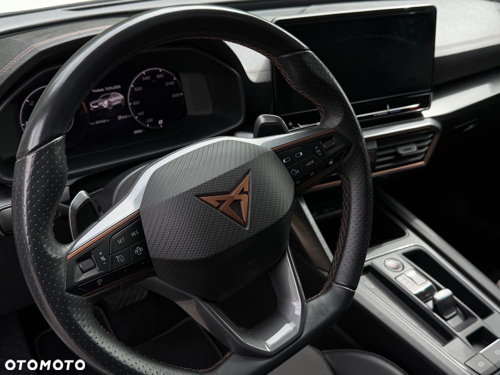 Cupra Formentor 1.4 e-Hybrid DSG Priority - 38