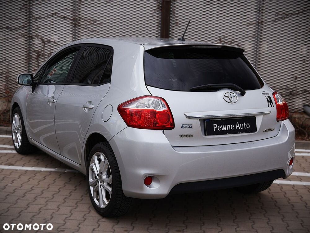 Toyota Auris 1.6 Dynamic - 3