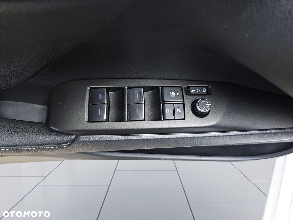 Toyota Camry 2.5 Hybrid Prestige CVT - 19