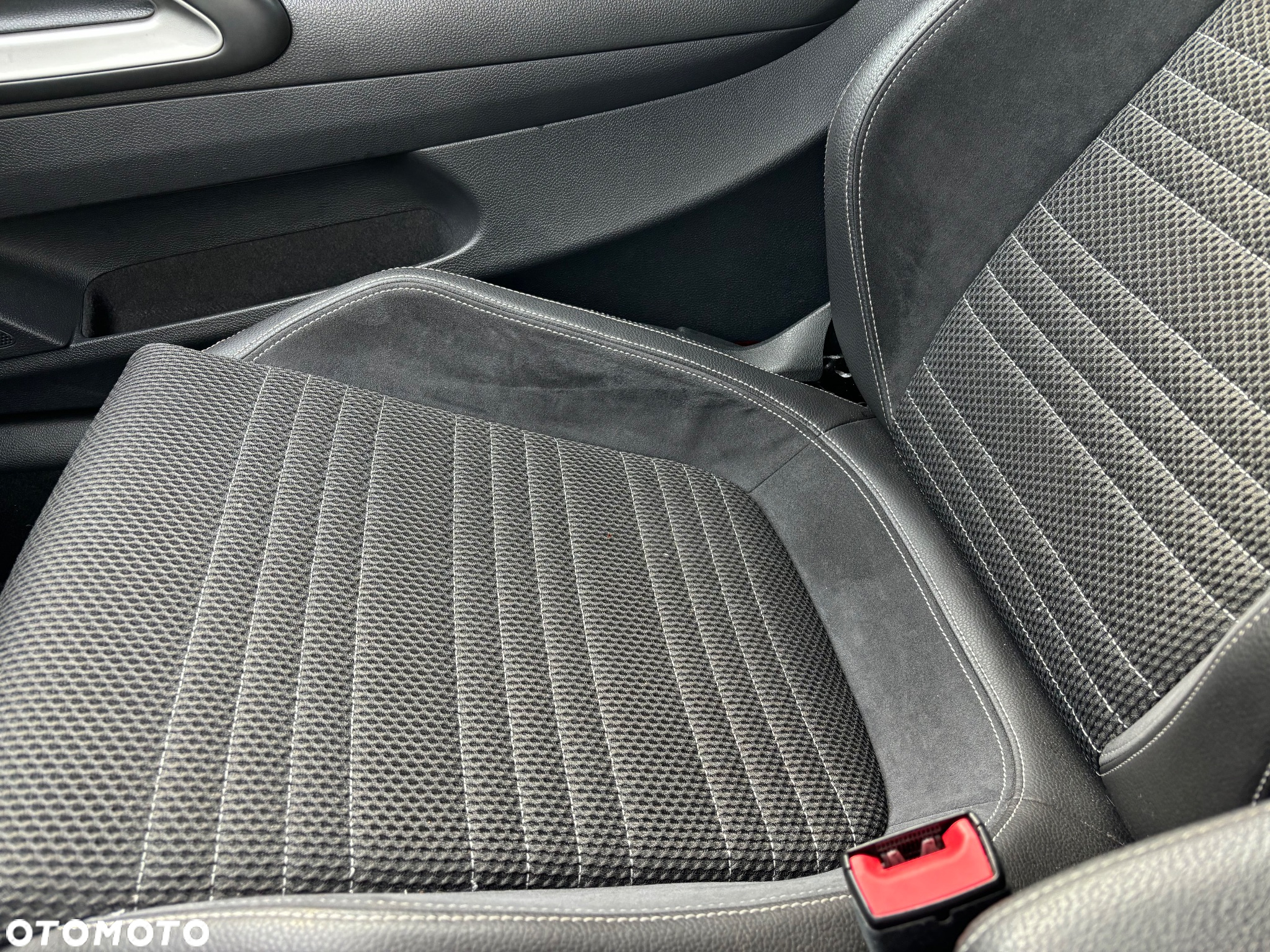Volkswagen Scirocco 2.0 TDI Edition - 17