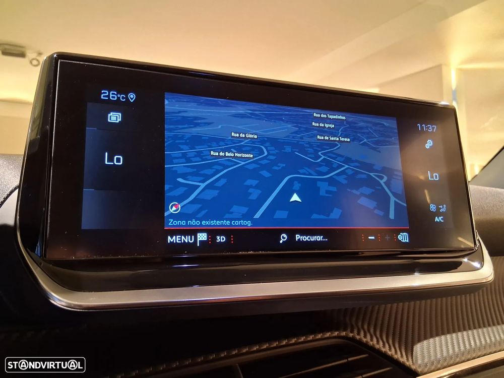 Peugeot 2008 1.5 BlueHDi Allure Pack - 30