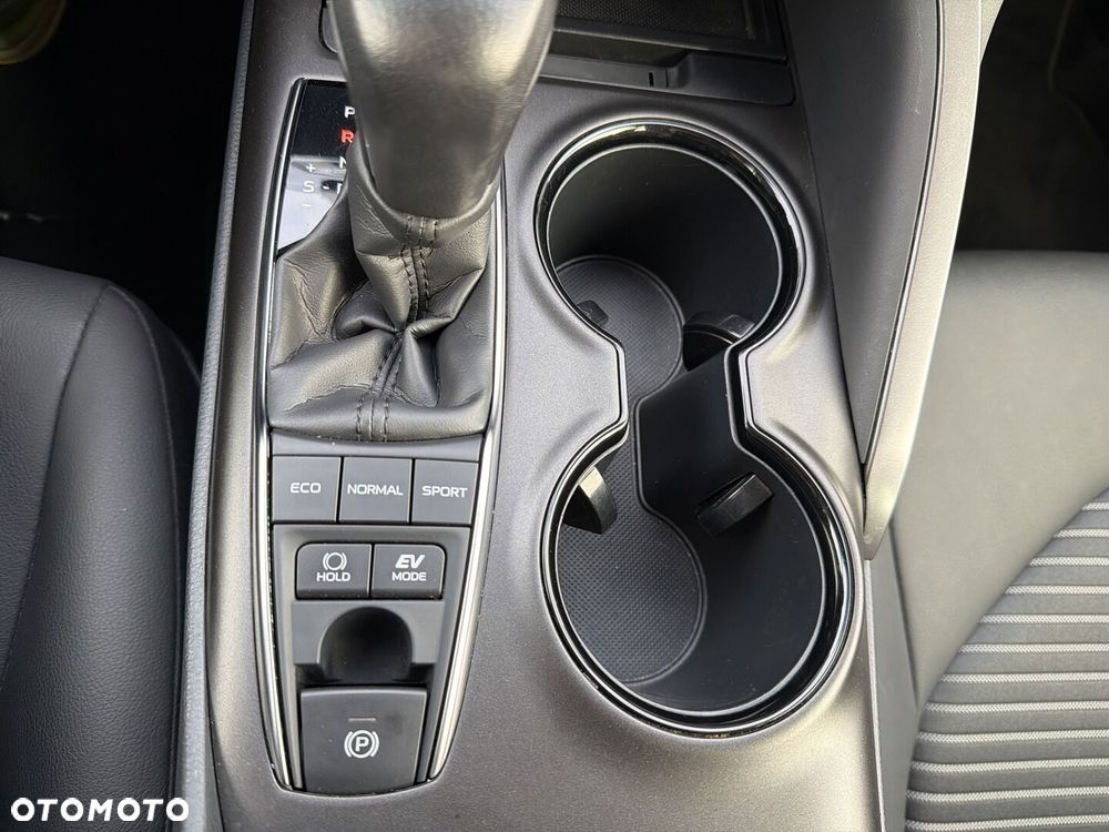 Toyota Camry 2023