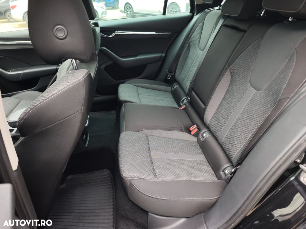 Skoda Octavia Combi Diesel 2.0 TDI Ambition - 13