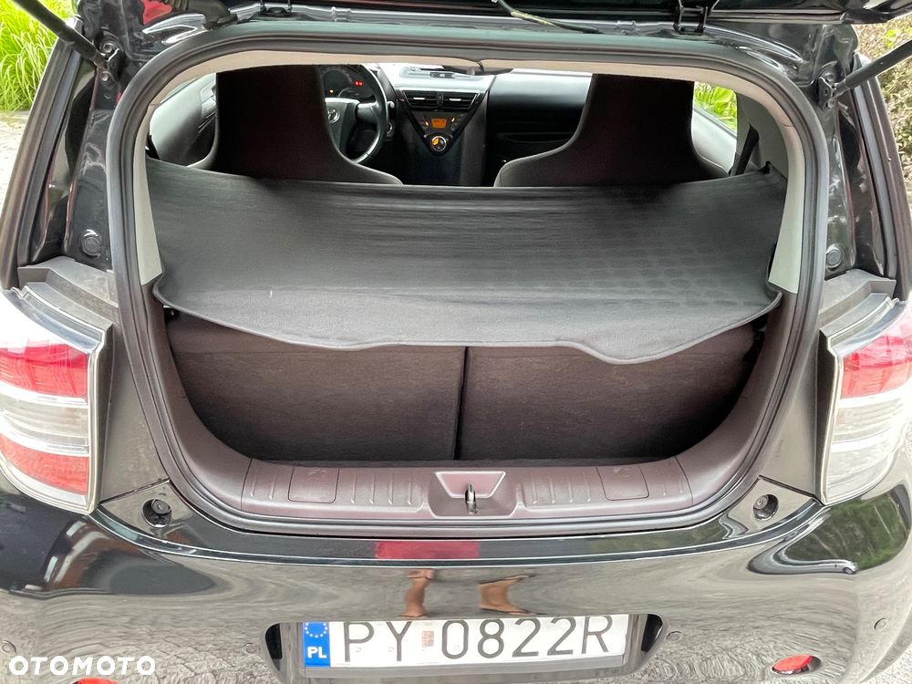 Toyota iQ 1.33 - 20