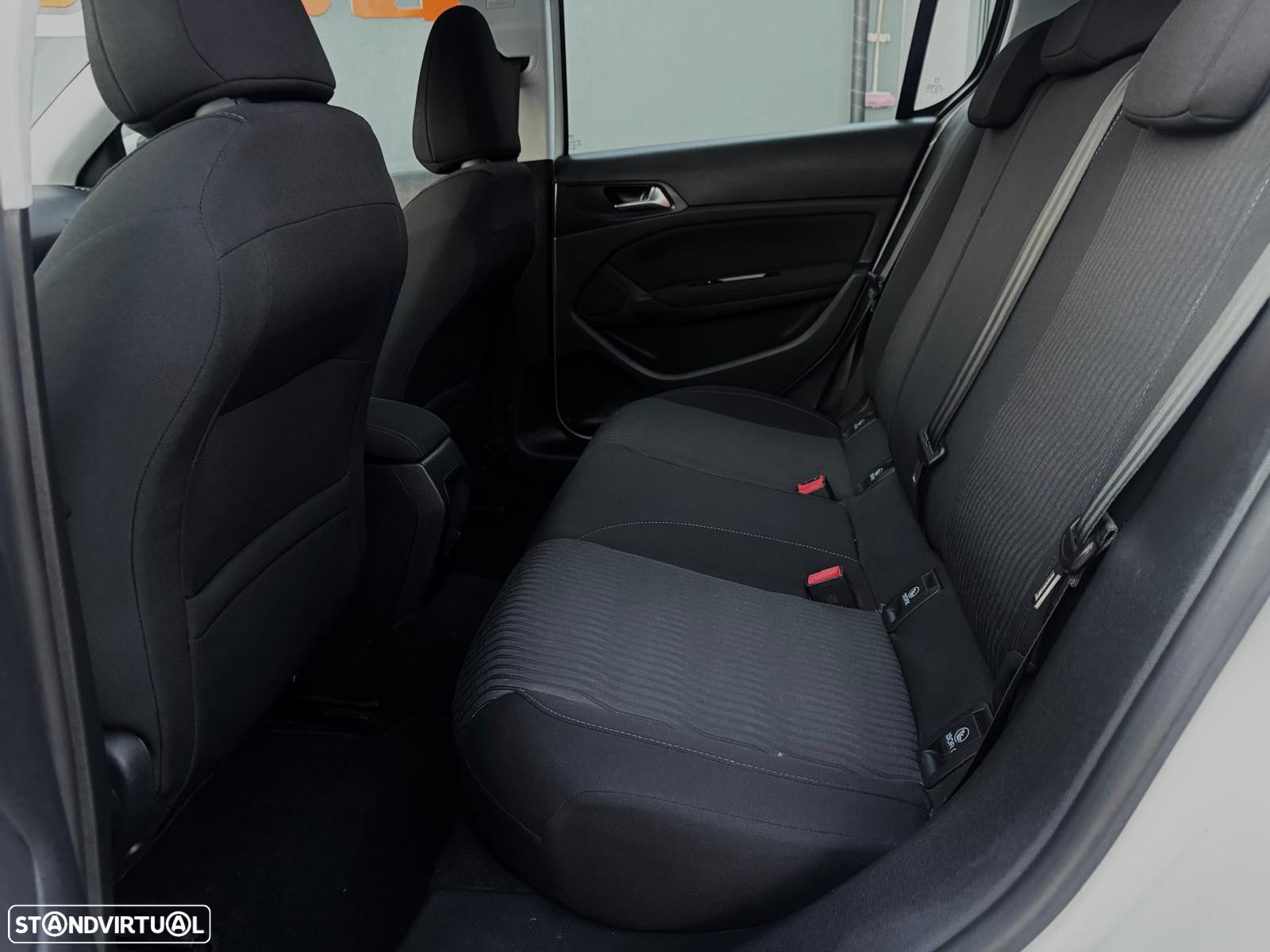 Peugeot 308 1.6 HDi Active - 11