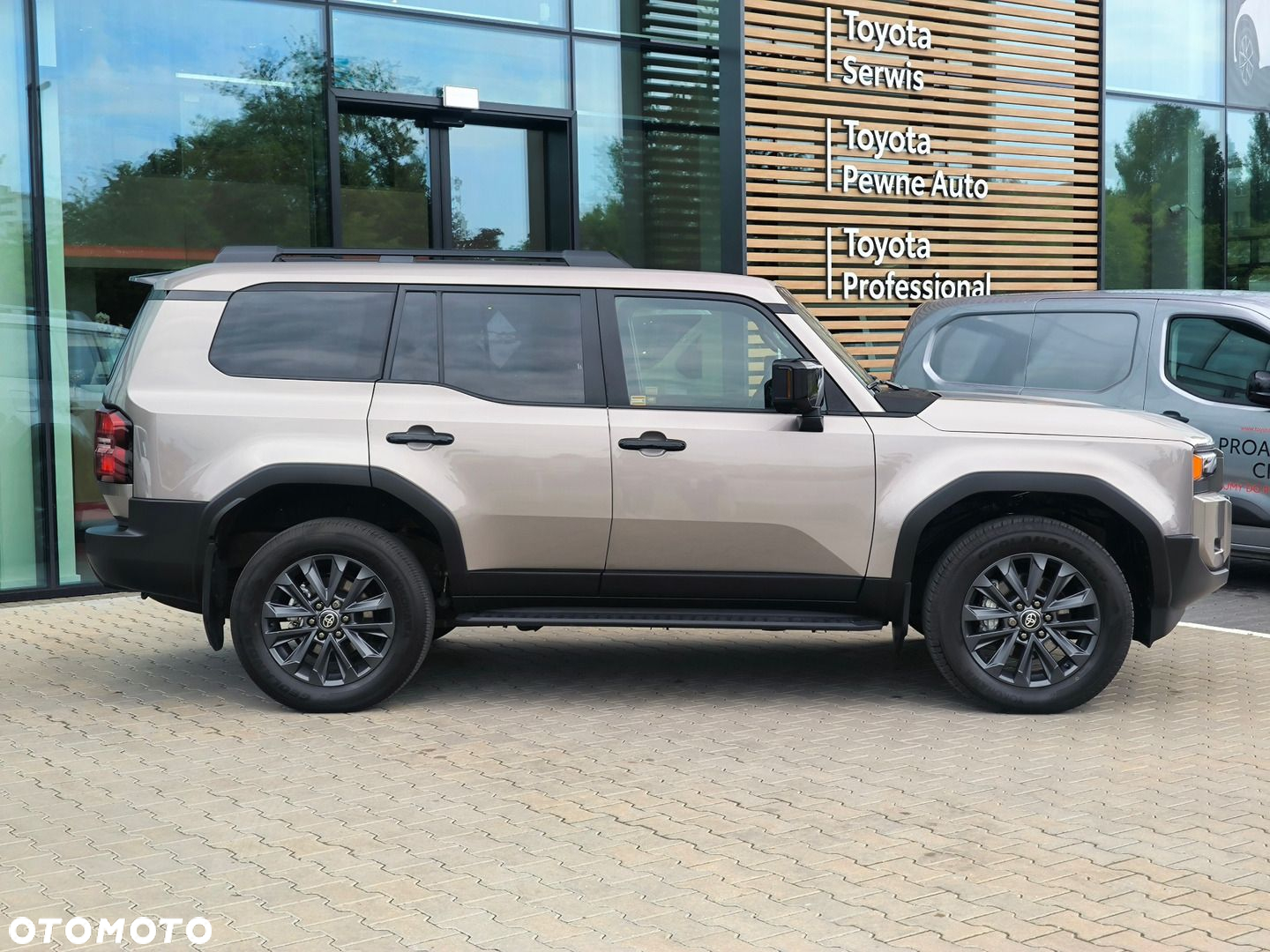 Toyota Land Cruiser LC 2.8 D-4D Executive - 11