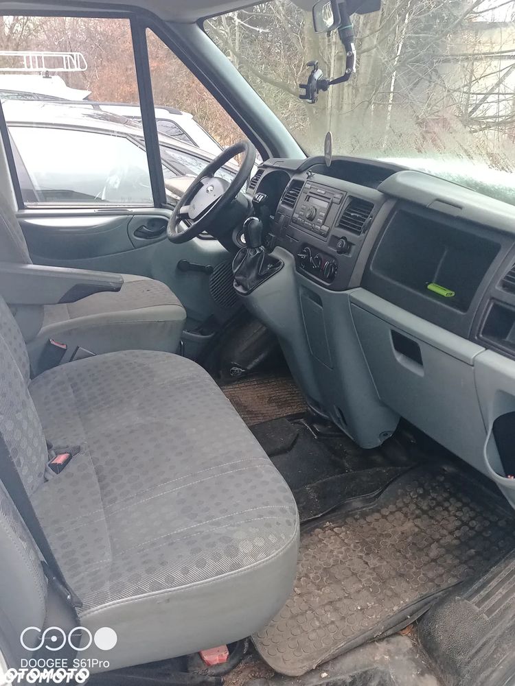 Ford Transit - 2