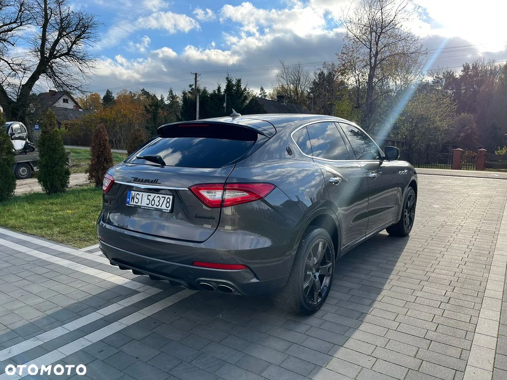 Maserati Levante Granlusso - 8