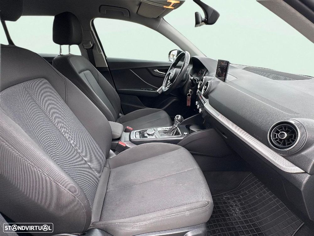 Audi Q2 30 TDI S tronic - 11