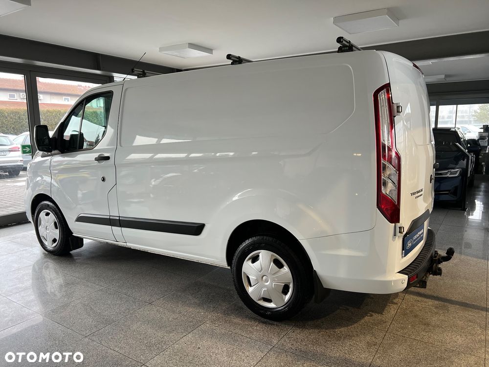 Ford Transit Custom - 11