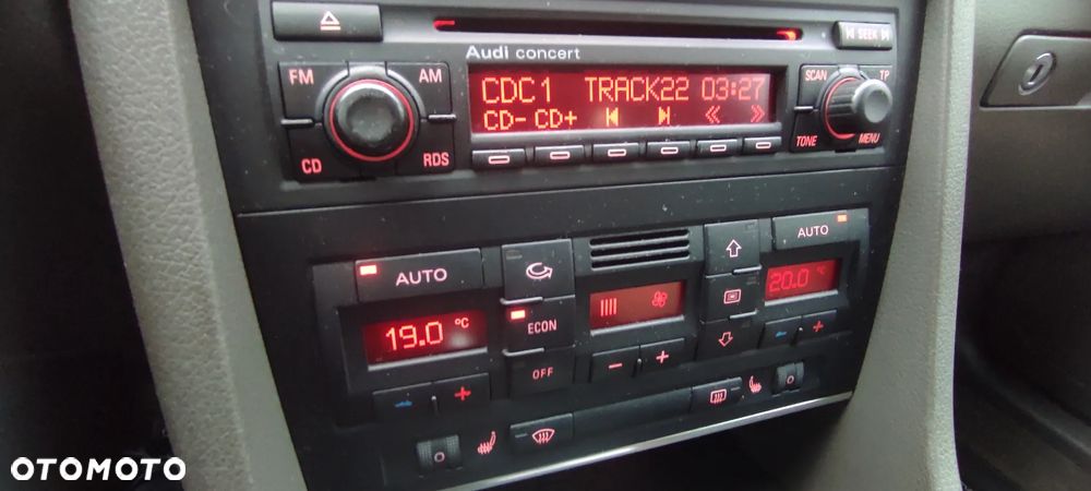 Audi A4 Avant 3.0 Multitronic - 18