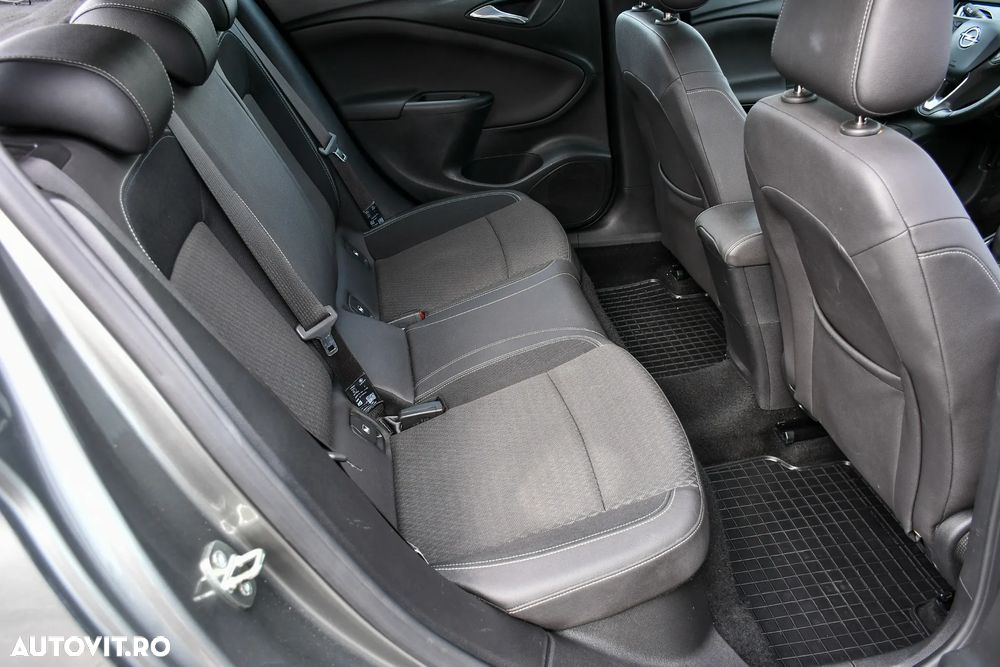 Opel Astra 1.6 D Start/Stop Innovation - 27