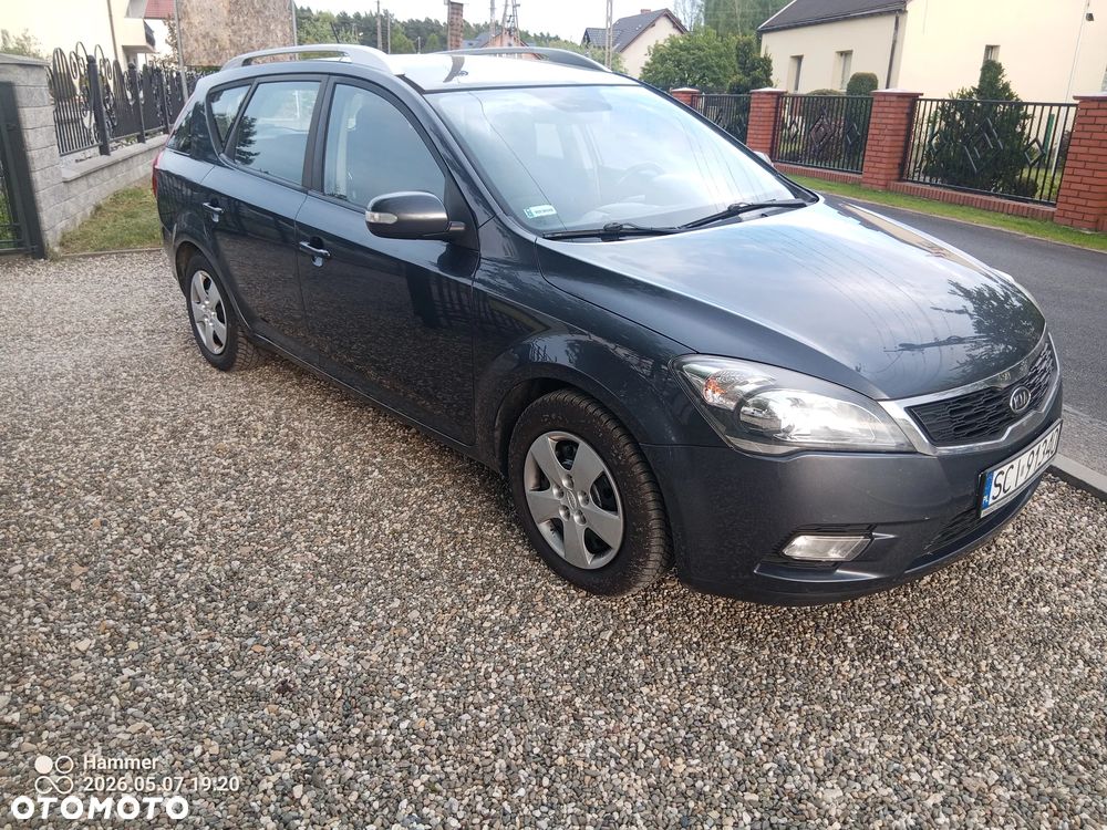 Kia Ceed 1.6 Crdi Comfort + - 4