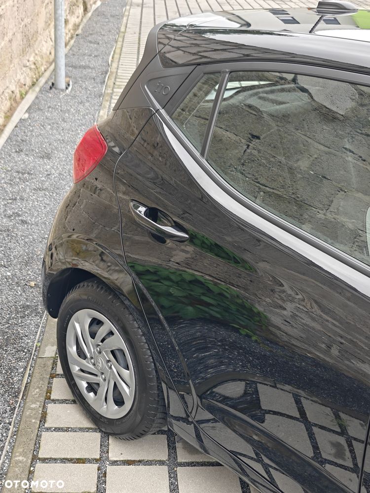 Hyundai i10 - 30