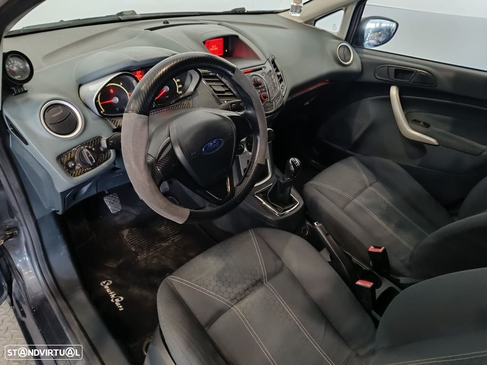 Ford Fiesta 1.6 TDCI ECOnetic - 13
