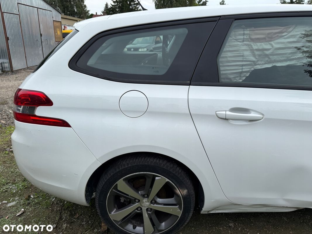PEUGEOT 308 II SW KOMBI 2016R BŁOTNIK ĆWIARTKA TYŁ TYLNA PRAWA EWPB - 1