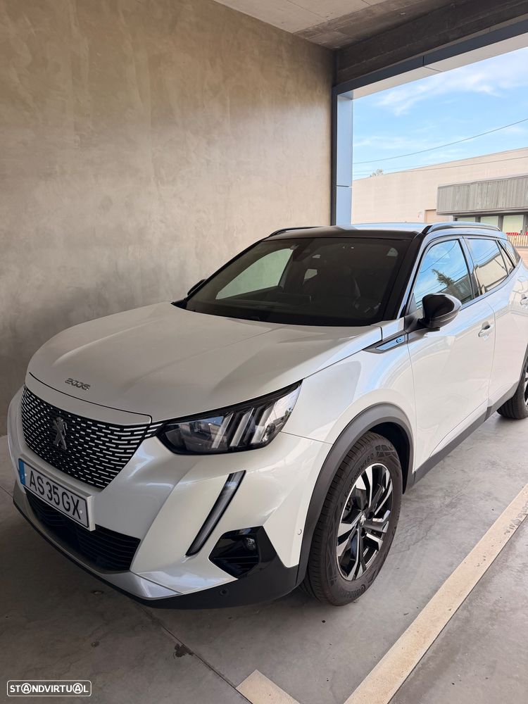 Peugeot e-2008 50 kWh GT - 4