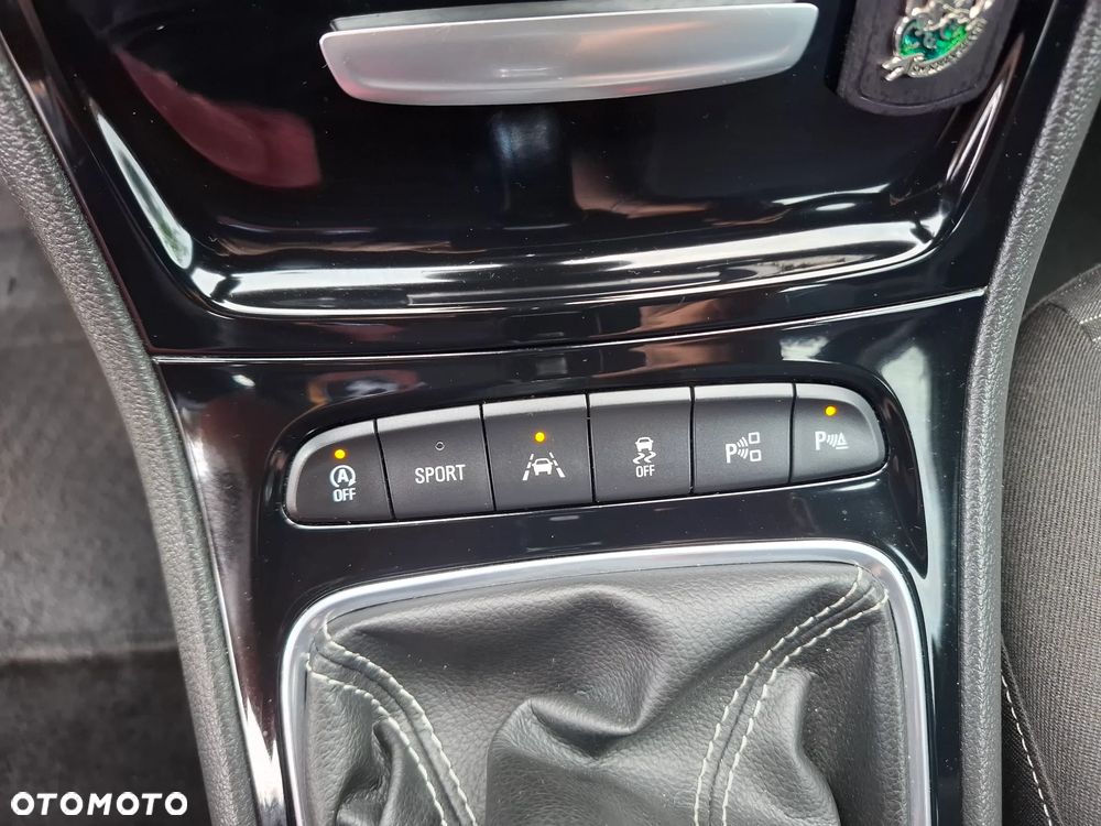 Opel Astra 1.4 Turbo Edition - 27