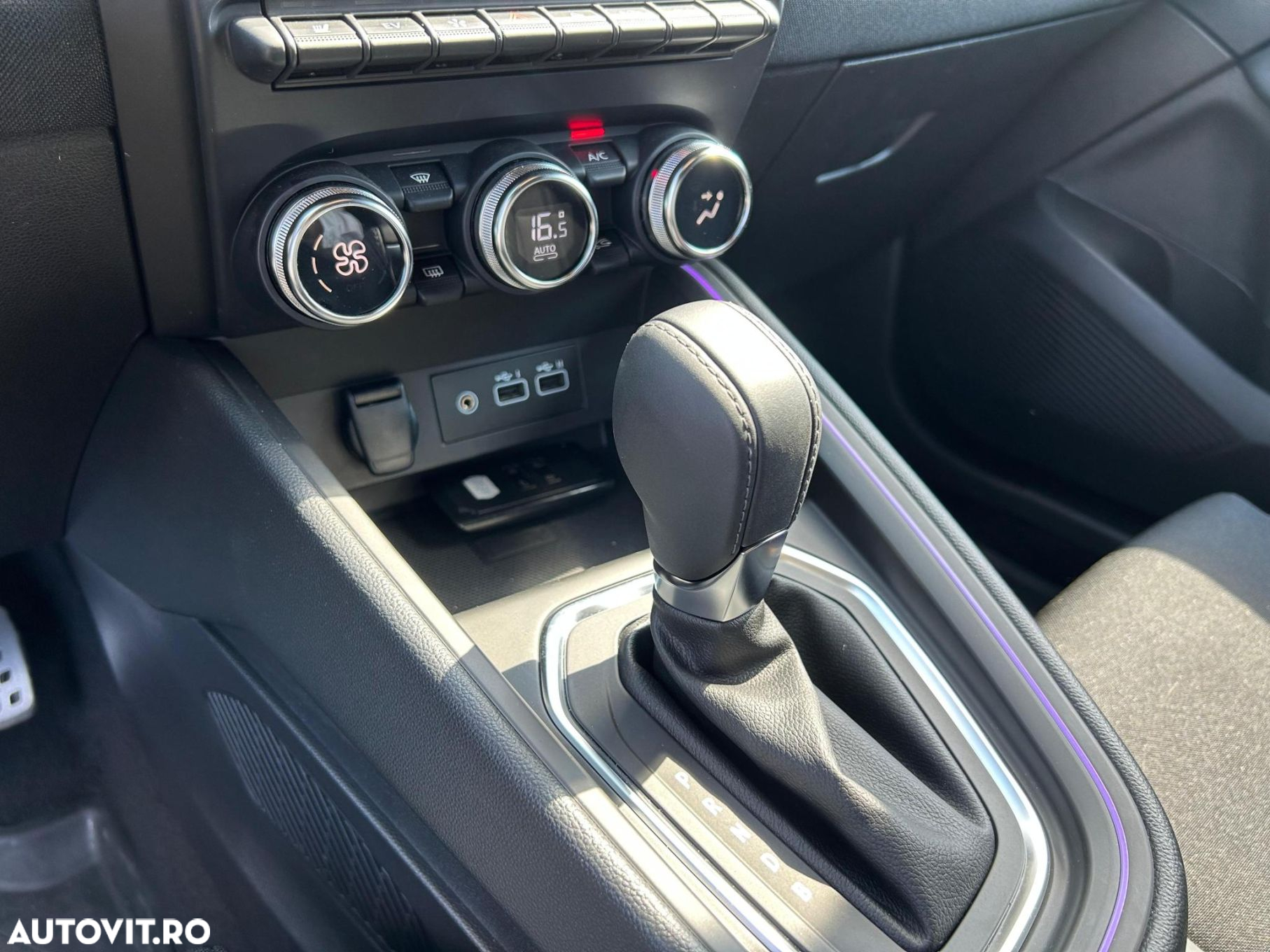 Renault Clio V E-Tech full hybrid 145 Techno - 21