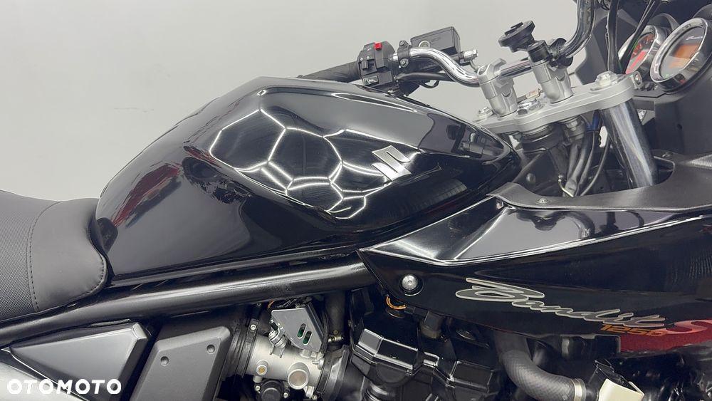 Suzuki Bandit - 33