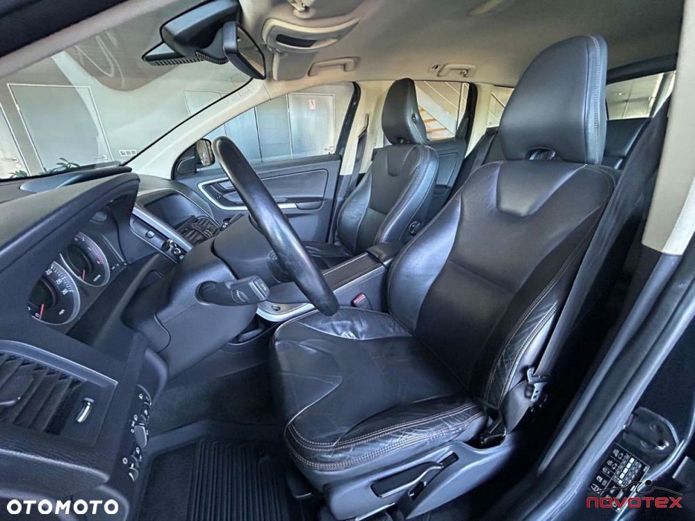Volvo XC 60 - 8