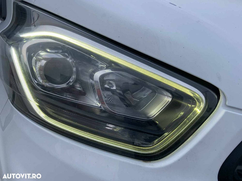 Ford Transit Custom Kombi 320 2.0 EcoBlue 105 CP L2H1 Trend - 10