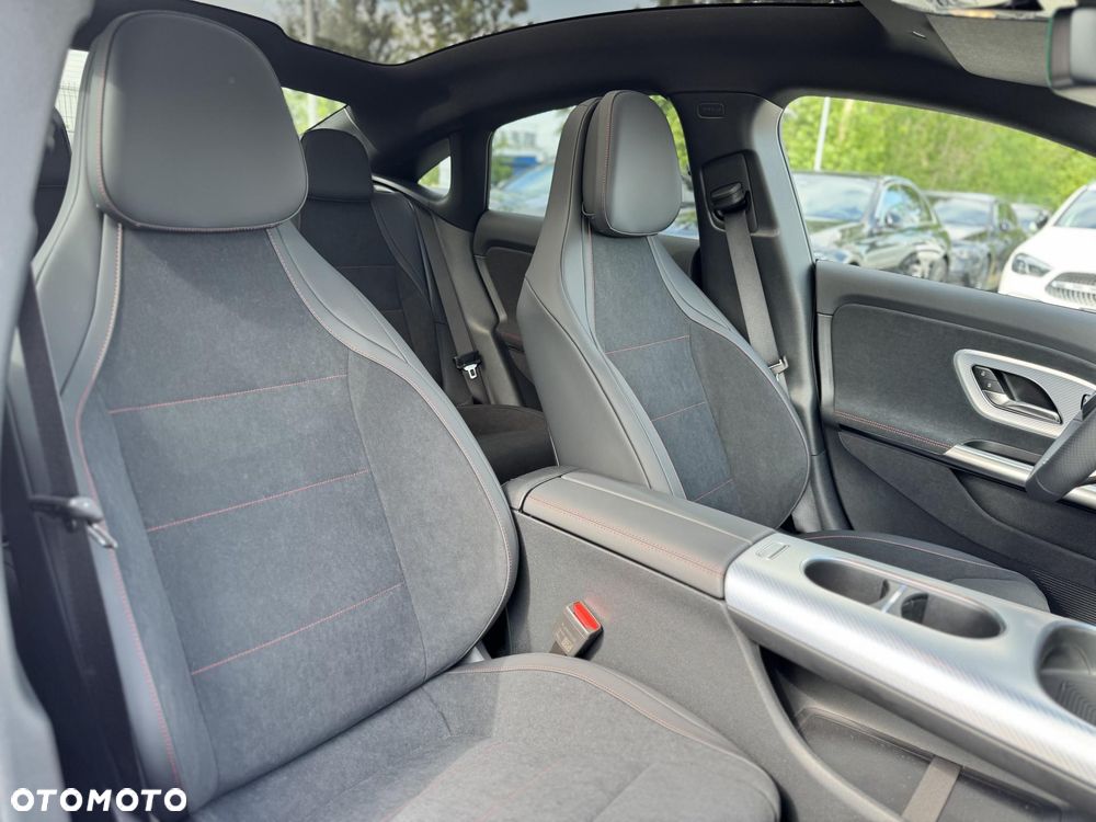 Mercedes-Benz CLA 220 mHEV 4-Matic 8G-DCT - 13