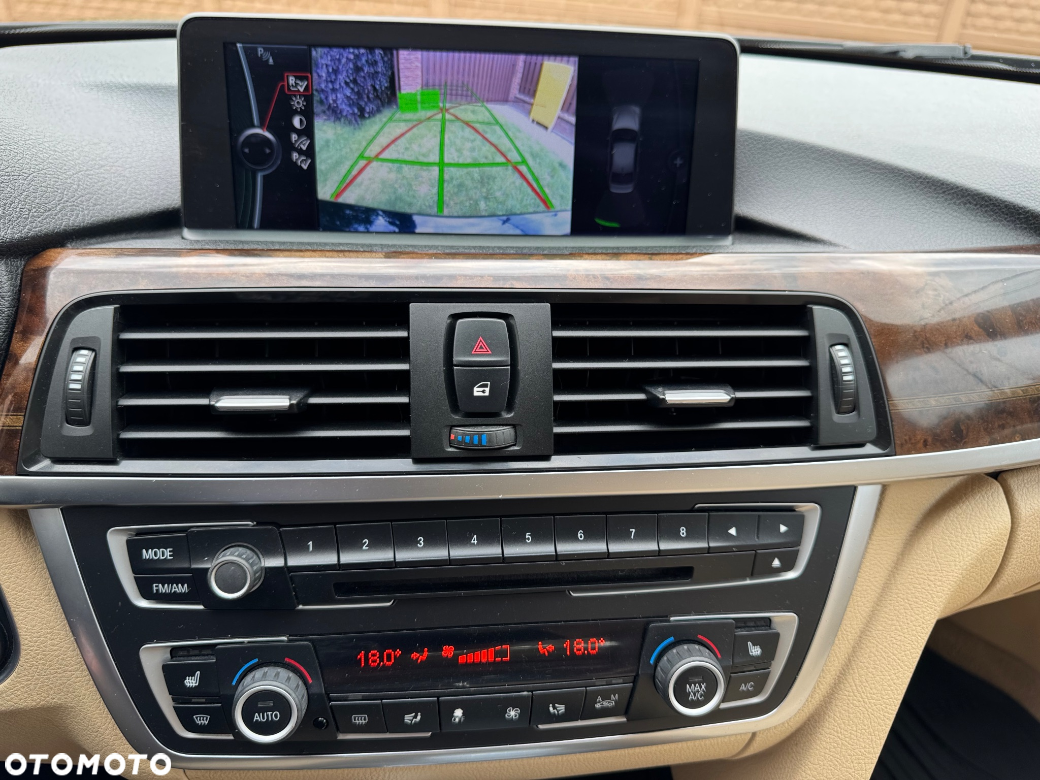 BMW Seria 3 328i Luxury Line - 18