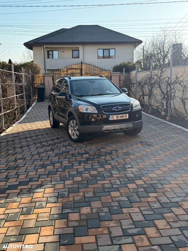 Chevrolet Captiva 2.0 High G9 AWD LT - 17