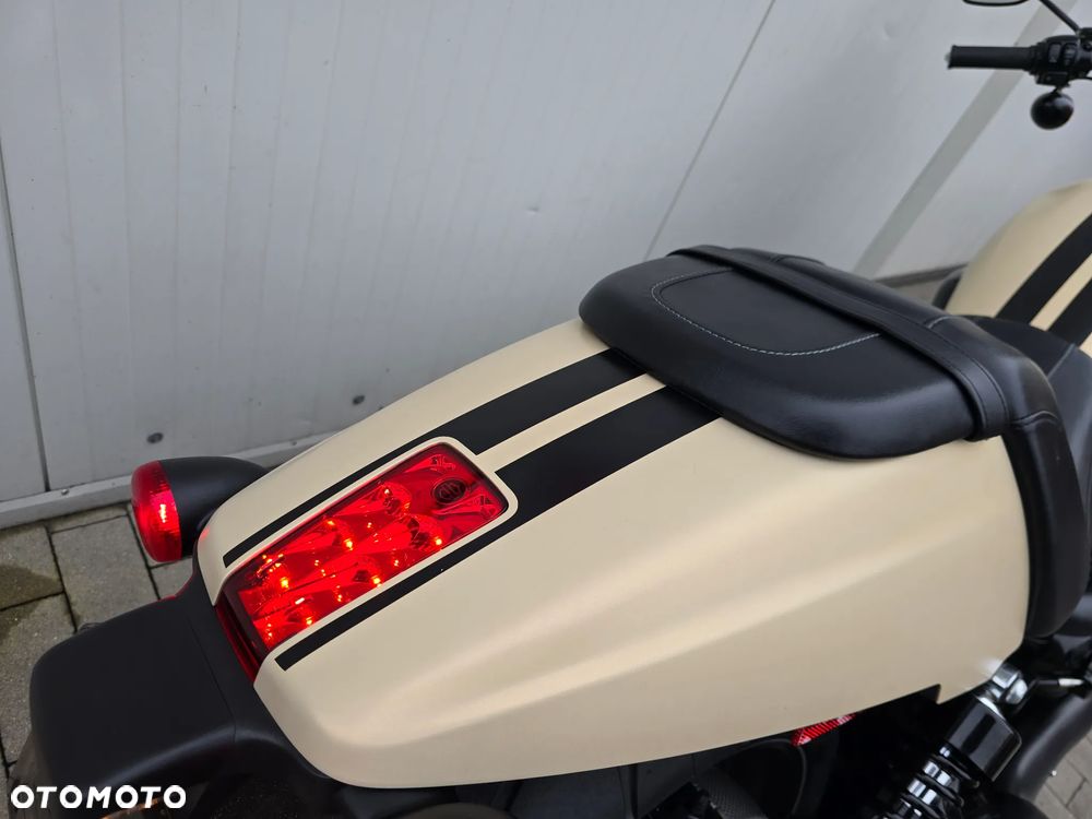 Harley-Davidson V-Rod Night Rod - 6