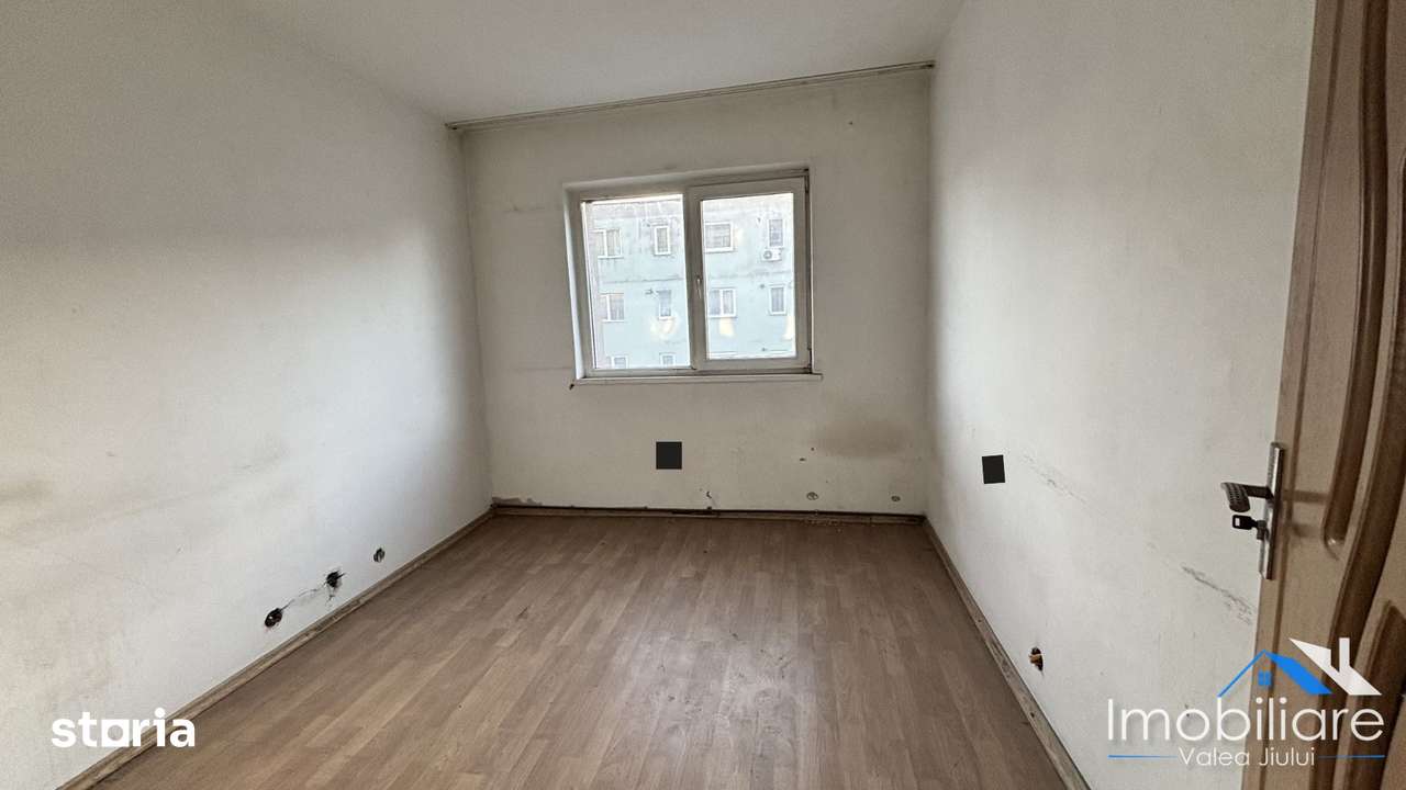 Apartament 4 camere decomandate | 77 mp | Bloc izolat - Imagine principală: 2/7