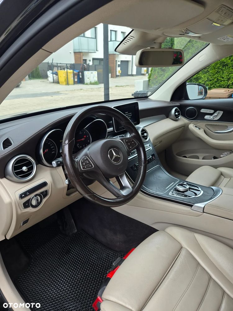Mercedes-Benz GLC 220 d 4-Matic - 6