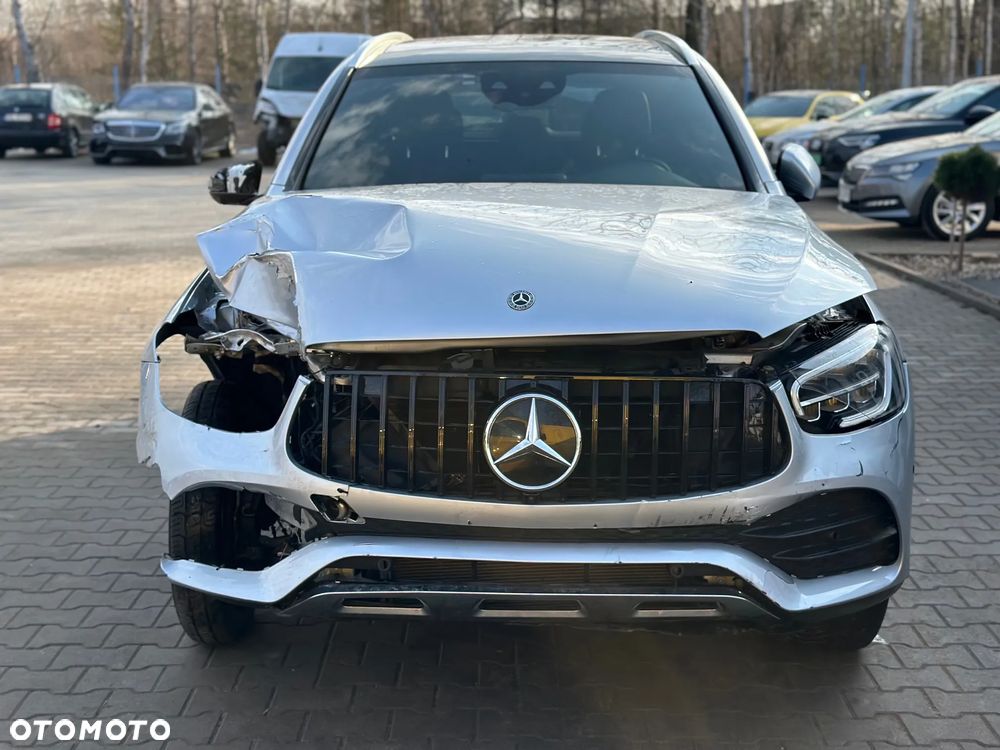 Mercedes-Benz GLC - 2