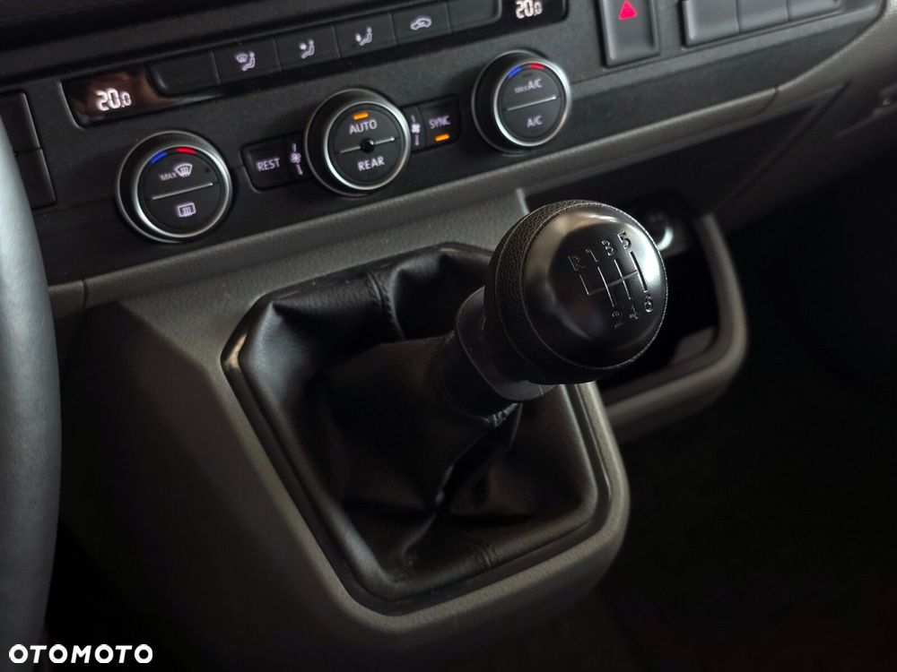 Volkswagen Caravelle 2.0 TDI L2 Trendline - 14