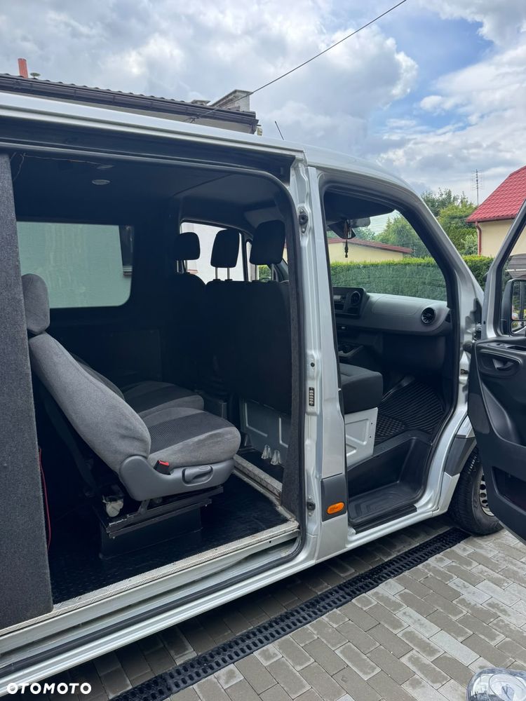 Mercedes-Benz Sprinter - 9