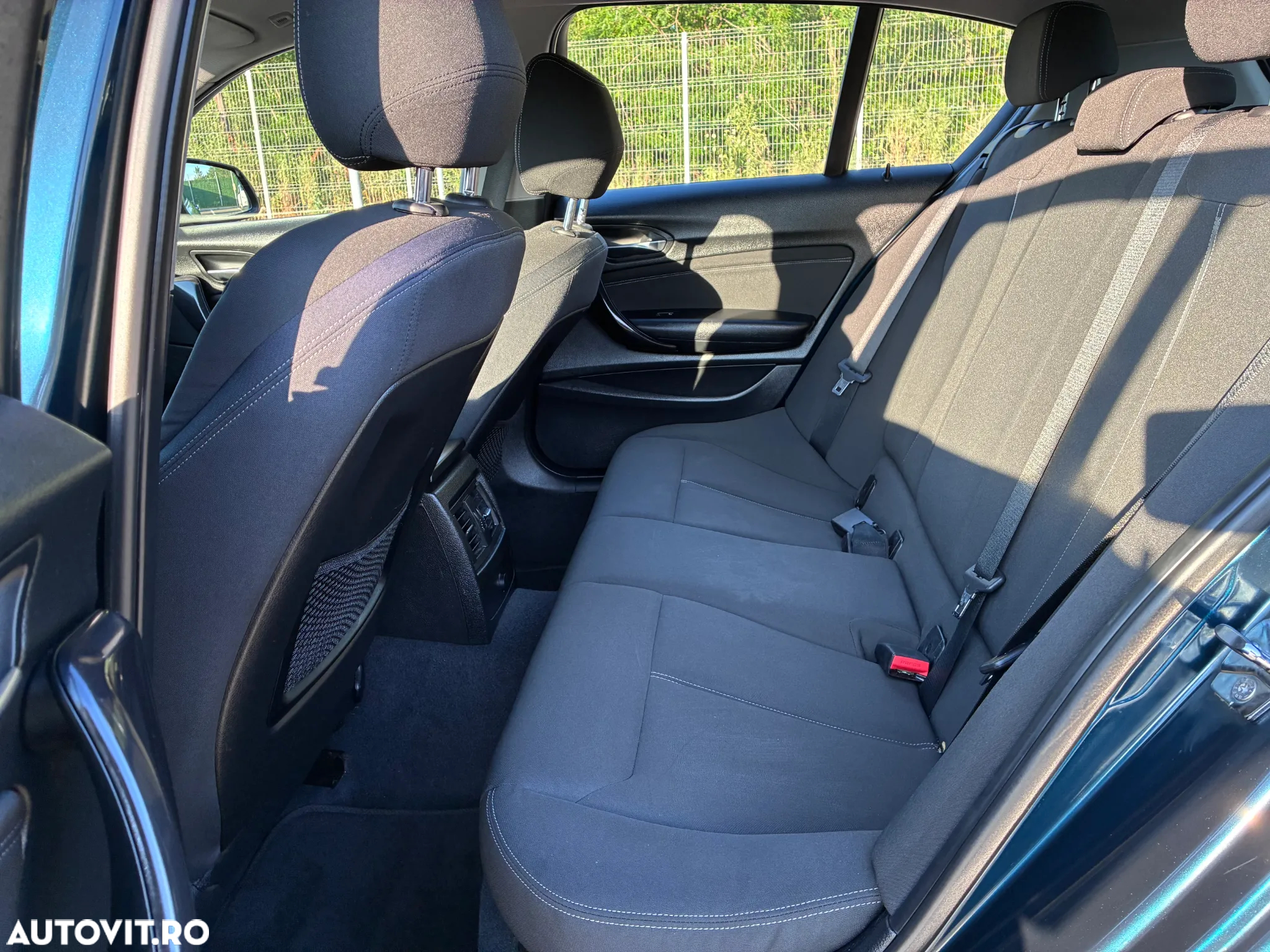 BMW Seria 1 120d - 8